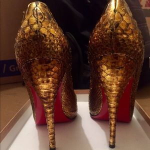 Christian Louboutin Gold  Python Pumps * Heels *40